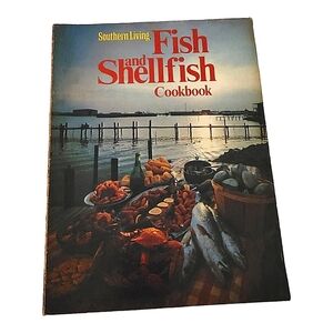CLEARANCE 💖Vintage 1984 Southern Living Fish and Shellfish Paperback Cookbook